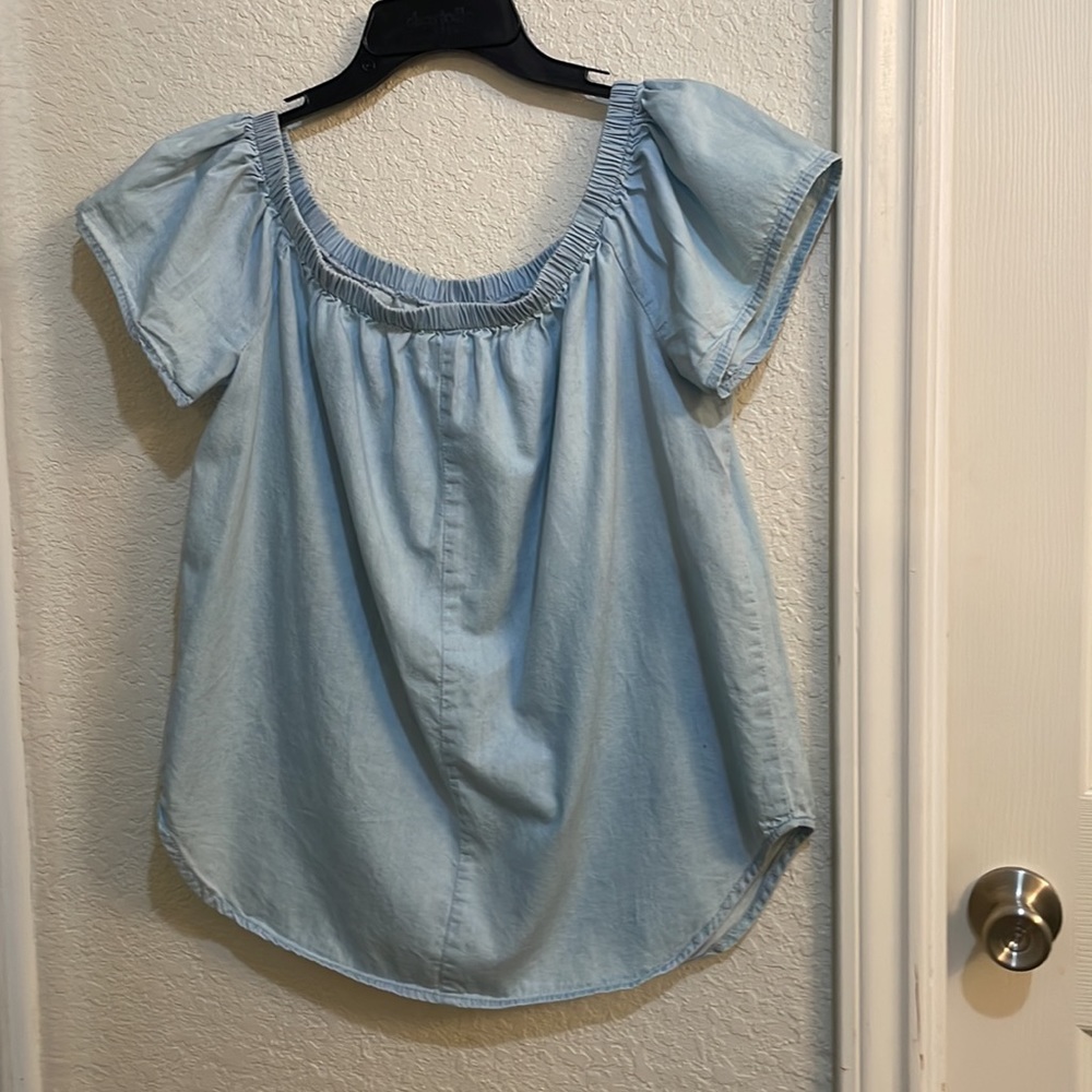 Live 4 Truth Light Blue Blouse with Red Floral Embroidery - Picture 2 of 6